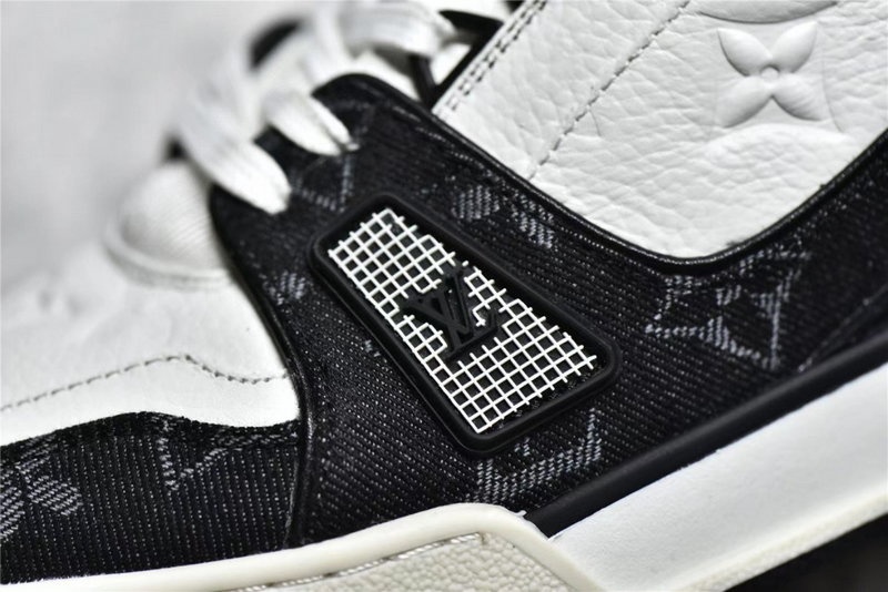 루이비통 LV 트레이너 스니커즈 모노그램 - 데님 블랙