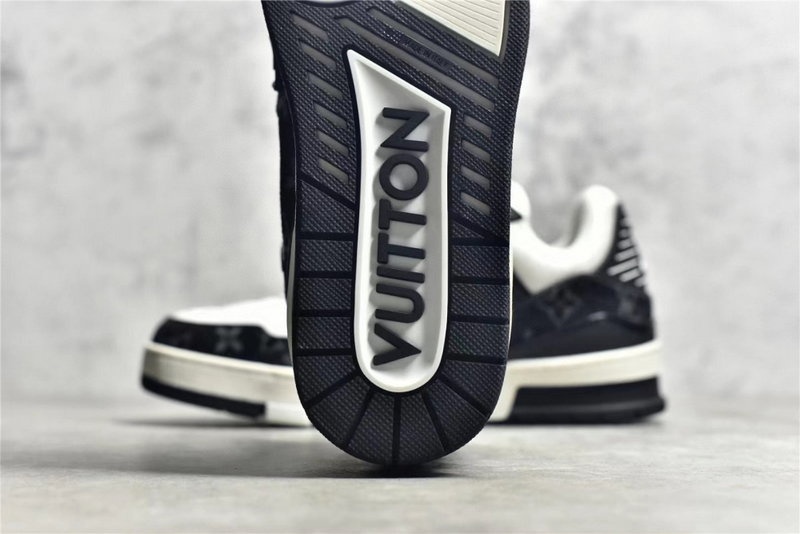 루이비통 LV 트레이너 스니커즈 모노그램 - 데님 블랙