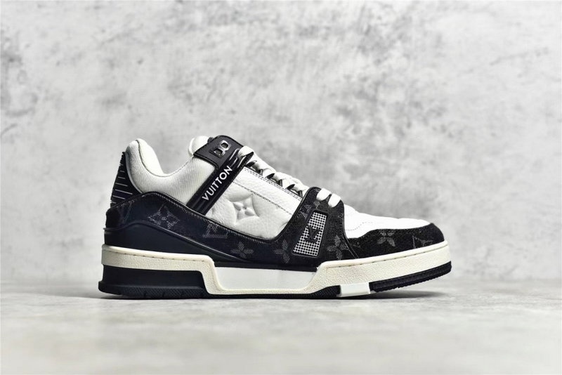 루이비통 LV 트레이너 스니커즈 모노그램 - 데님 블랙