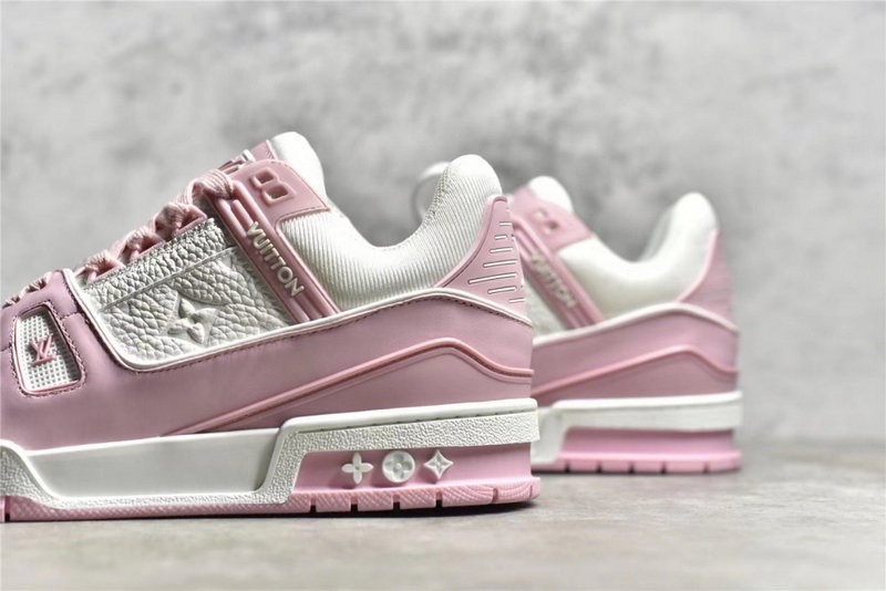 루이비통 LV 트레이너 스니커즈 모노그램 - 핑크