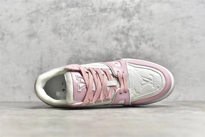 루이비통 LV 트레이너 스니커즈 모노그램 - 핑크