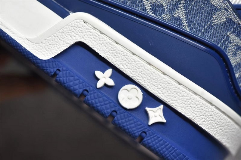 루이비통 LV 트레이너 스니커즈 모노그램 데님 - 블루