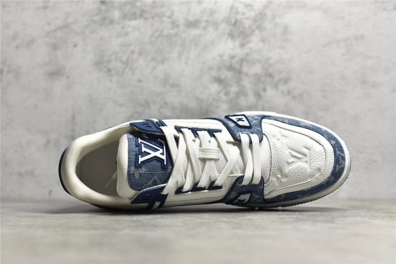 루이비통 LV 트레이너 스니커즈 모노그램 데님 - 블루