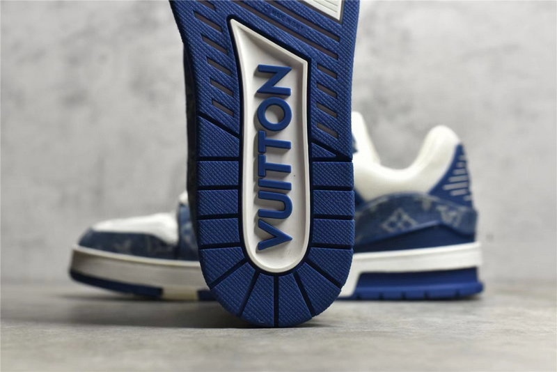 루이비통 LV 트레이너 스니커즈 모노그램 데님 - 블루