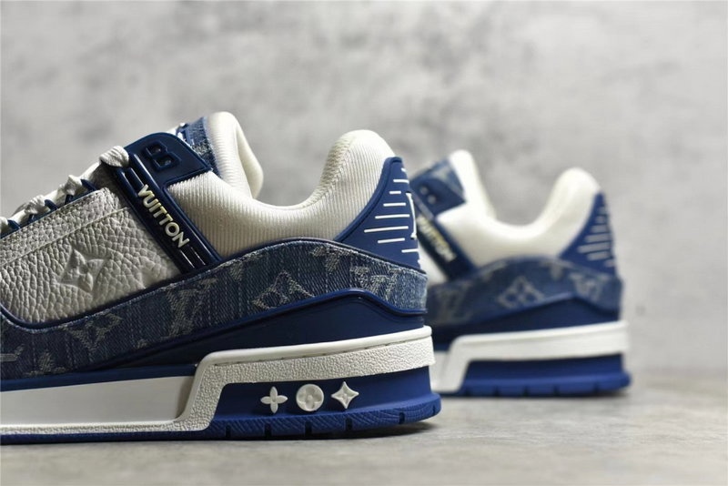 루이비통 LV 트레이너 스니커즈 모노그램 데님 - 블루