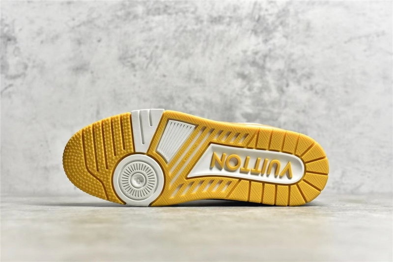 루이비통 LV 트레이너 스니커즈 모노그램 데님 - 옐로우