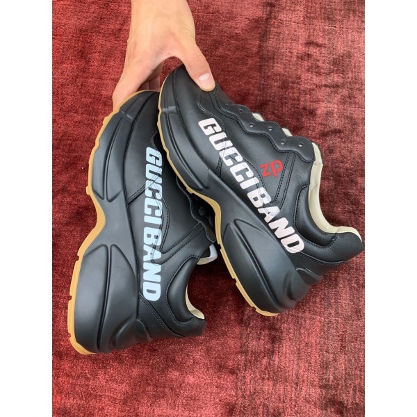 구찌 라이톤 레더 밴드 스니커즈 블랙