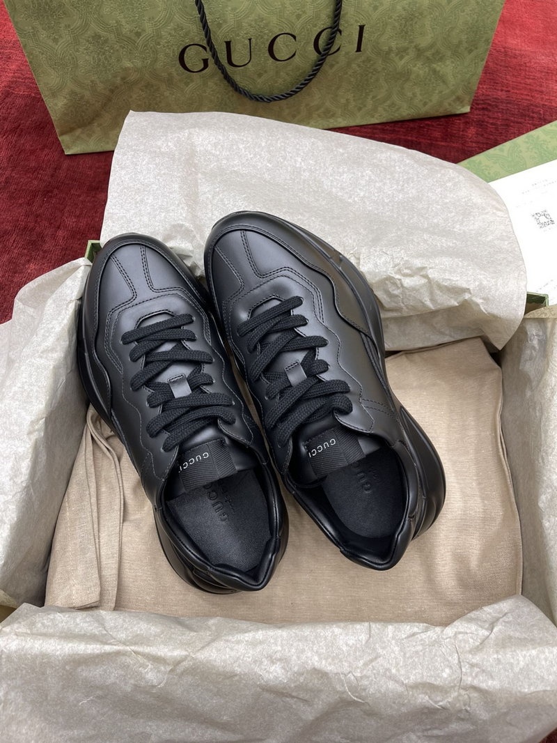 구찌 라이톤 레더 스니커즈 블랙