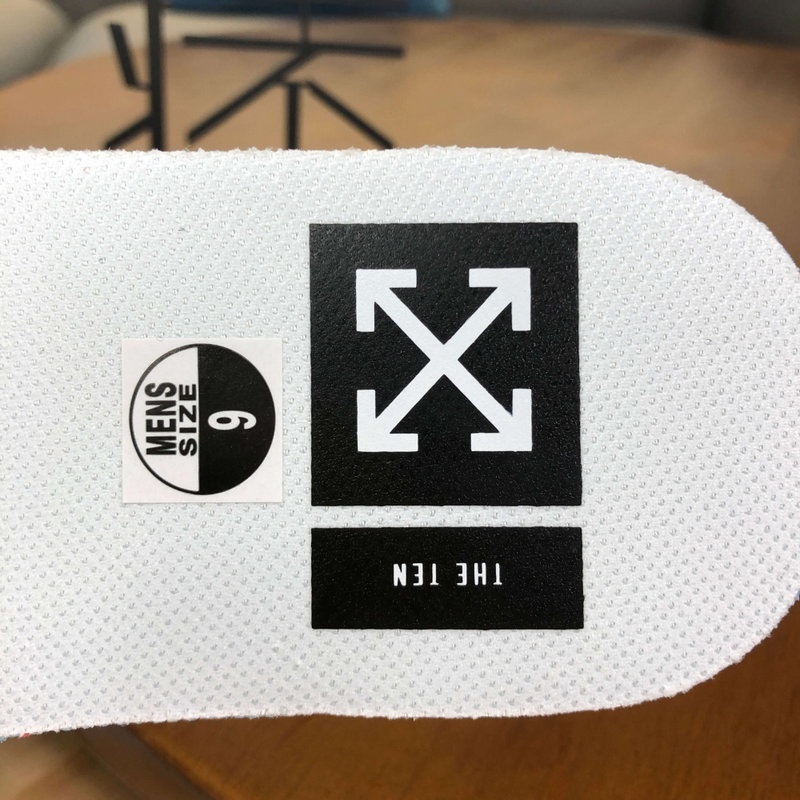 나이키 조던 1 x 오프화이트 레트로 하이 시카고 더 텐