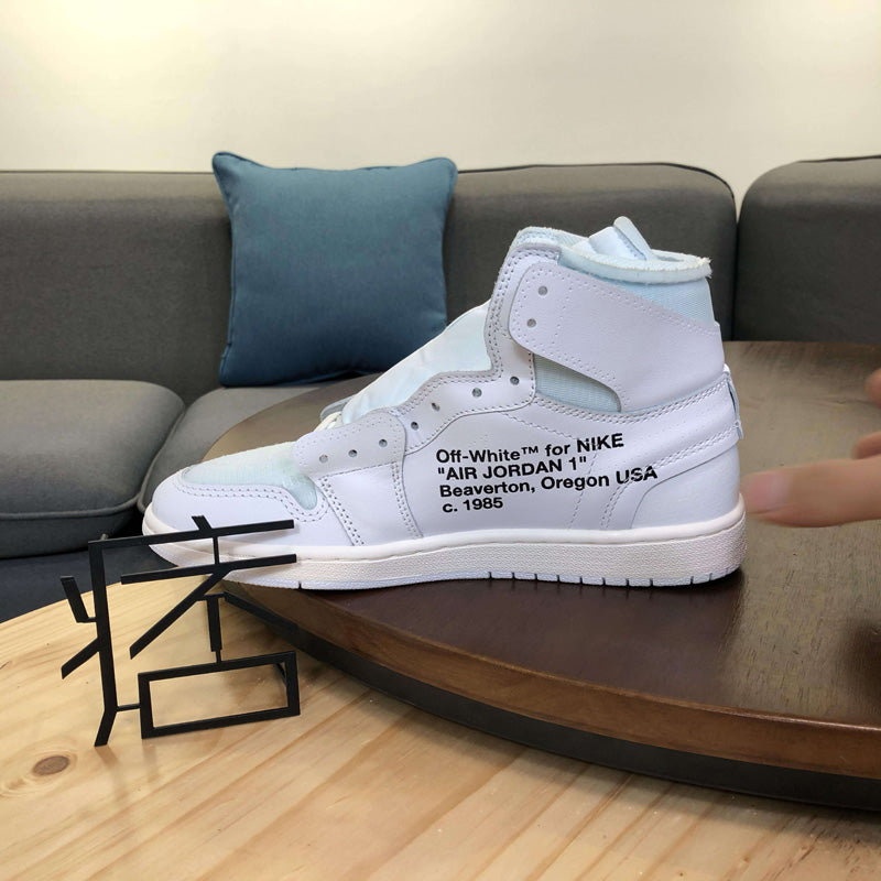 나이키 조던 1 x 오프화이트 레트로 하이 화이트