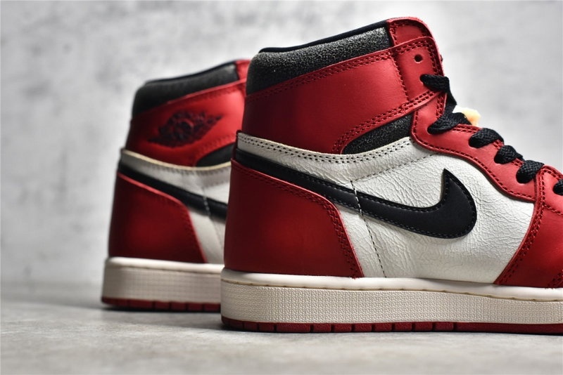 나이키 조던 1 레트로 하이 OG 시카고 2022