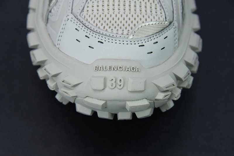 발렌시아가 디펜더 스니커즈 - 베이지