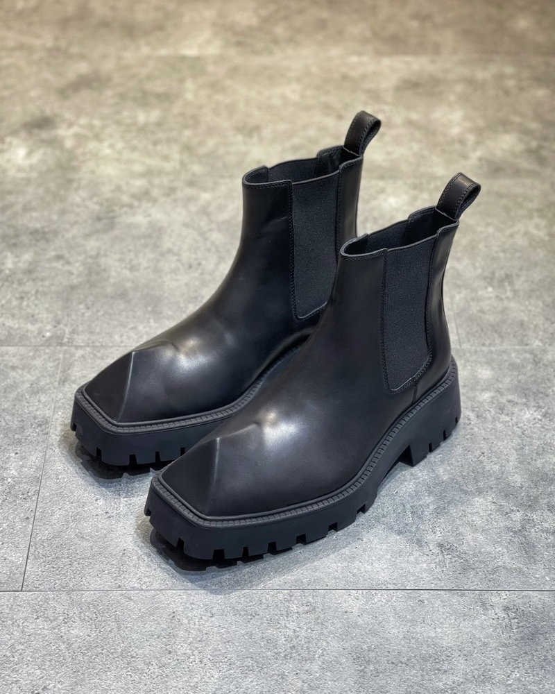 발렌시아가 라이노 앵클 부츠 -  ( 671291 WBB50 1000 )