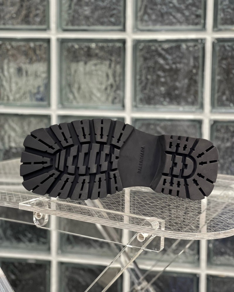 발렌시아가 트루퍼 레더 부츠