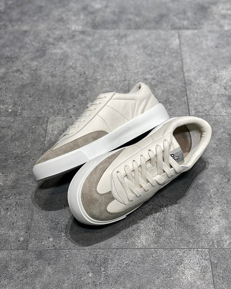 디올 B101 스니커즈 스무스 카프스킨 & 그레이지 누벅 - 크림