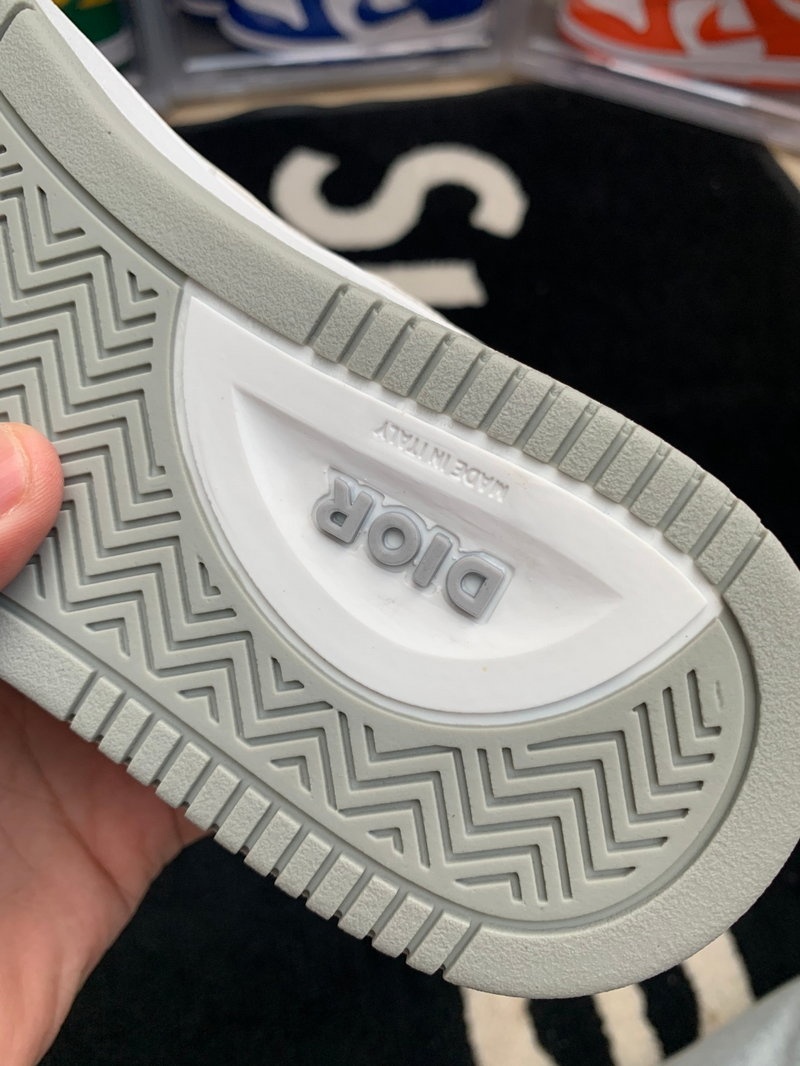 디올 B27 오블리크 로우탑 스니커즈 - 화이트 그레이