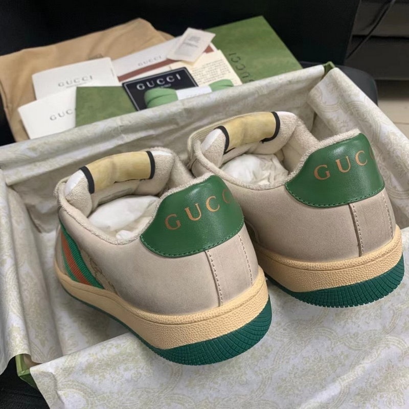 구찌 스크리너 GG 캔버스 디스트레스드 스니커즈