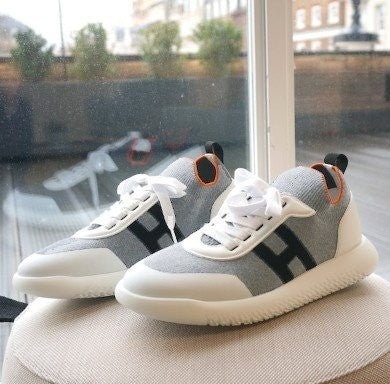 에르메스 크루 스니커즈