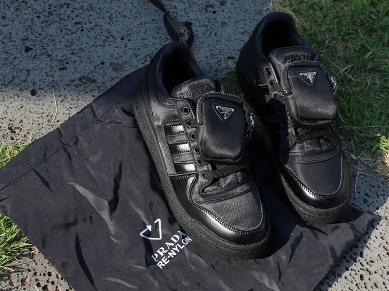 프라다 x 아디다스 리나일론 포럼 스니커즈 (블랙)