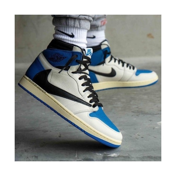 나이키 조던1 트래비스 스캇 프라그먼트 하이 밀리터리 블루