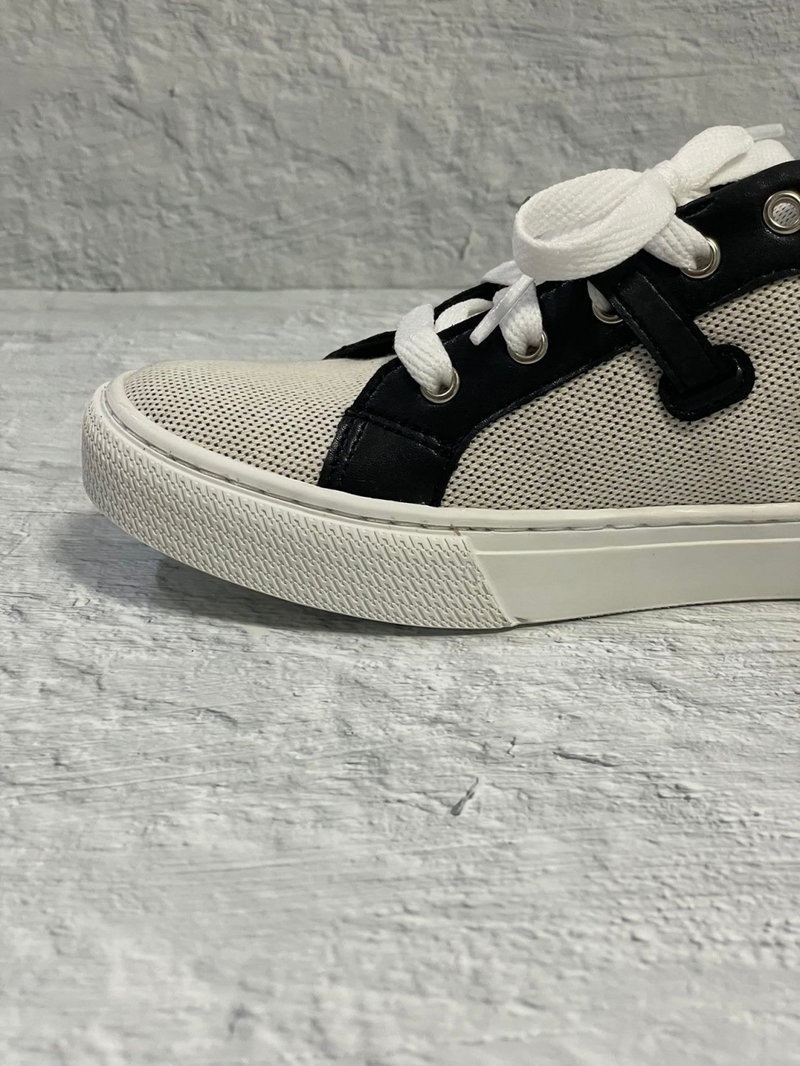 에르메스 데이 켈리 스니커즈 (블랙)