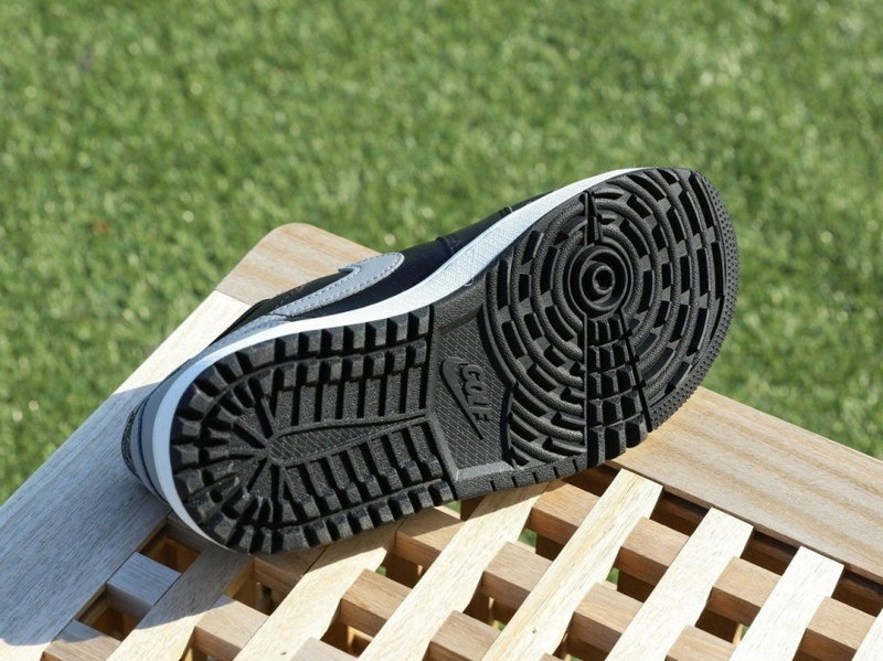 나이키 조던1 로우 골프 시카고G 쉐도우블랙