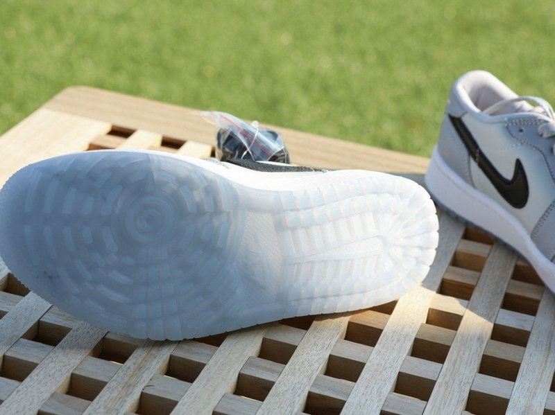 나이키 조던1 로우 골프 시카고G 울프그레이