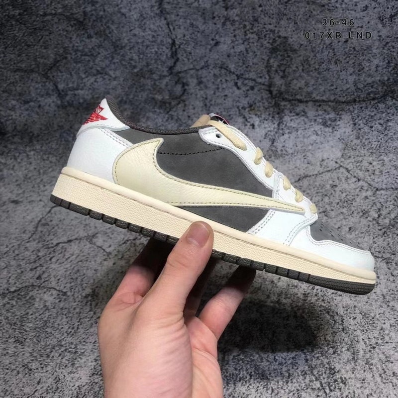 나이키 x 트래비스 스캇 조던1 로우 리버스모카