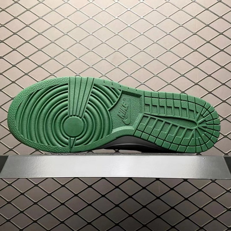 나이키 덩크 로우 스니커즈 - 레트로 바시티그린