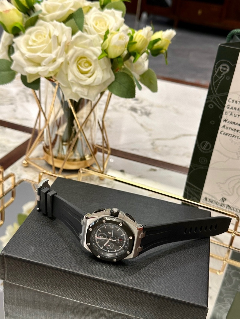 오데마피게 로얄오크 오프쇼어 크로노그래프 45mm