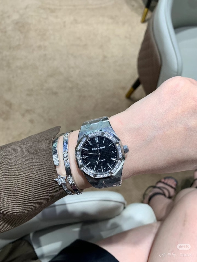 오데마피게 로얄오크 검판 다이아베젤 40mm