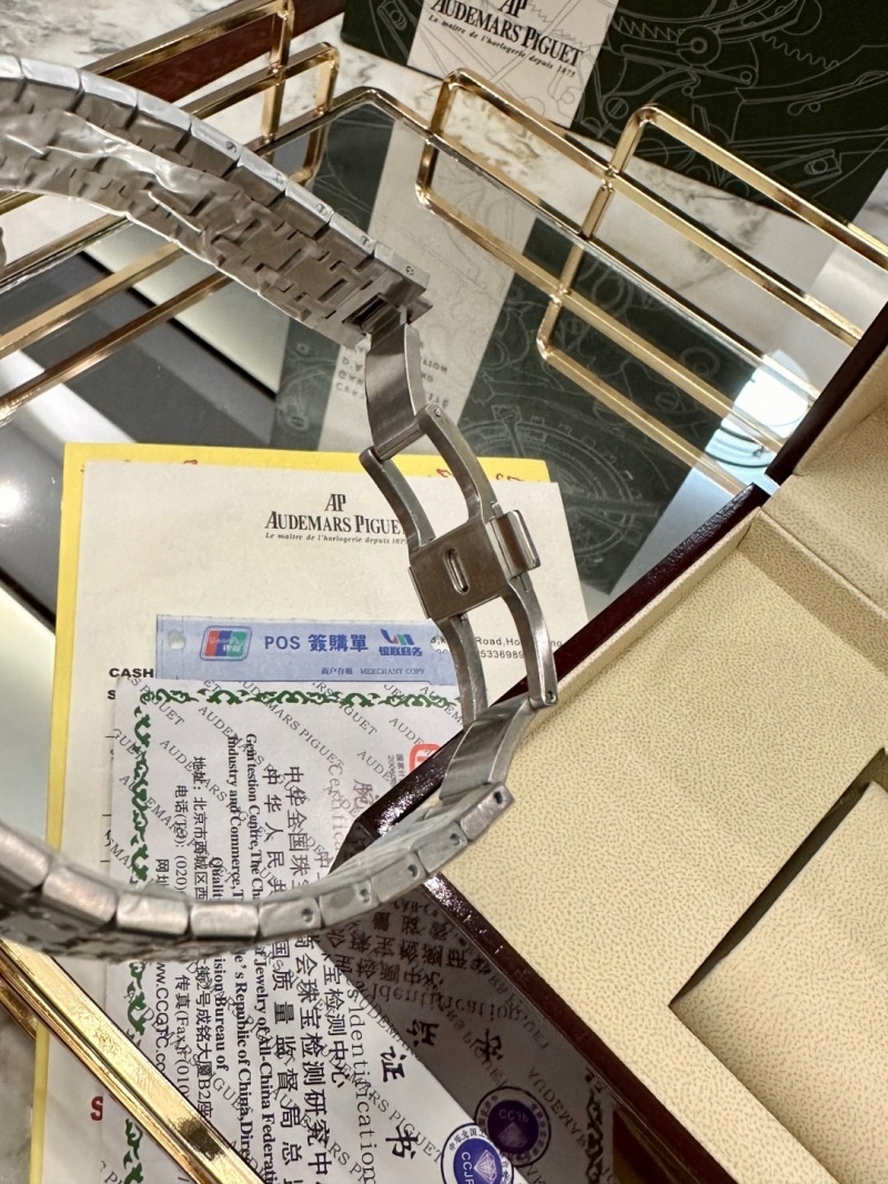 오데마피게 로얄오크 검판 다이아베젤 40mm