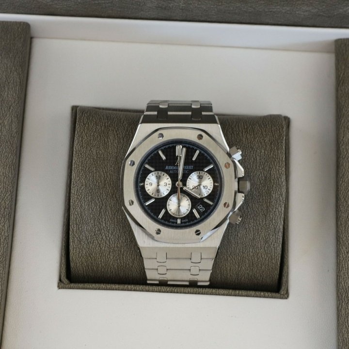 오데마피게 로얄오크 크로노그래프 스틸 시계 - 2 Color