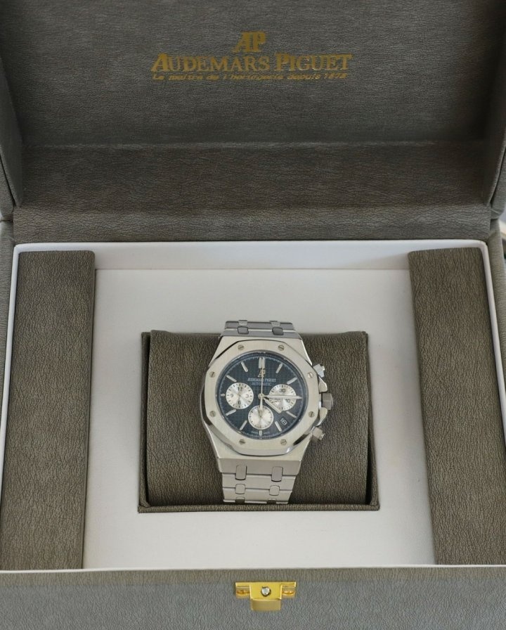 오데마피게 로얄오크 크로노그래프 스틸 시계 - 2 Color