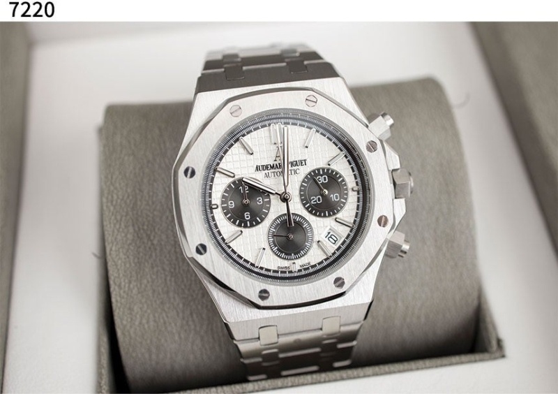 오데마피게 로얄오크 크로노그래프 - 3 Color