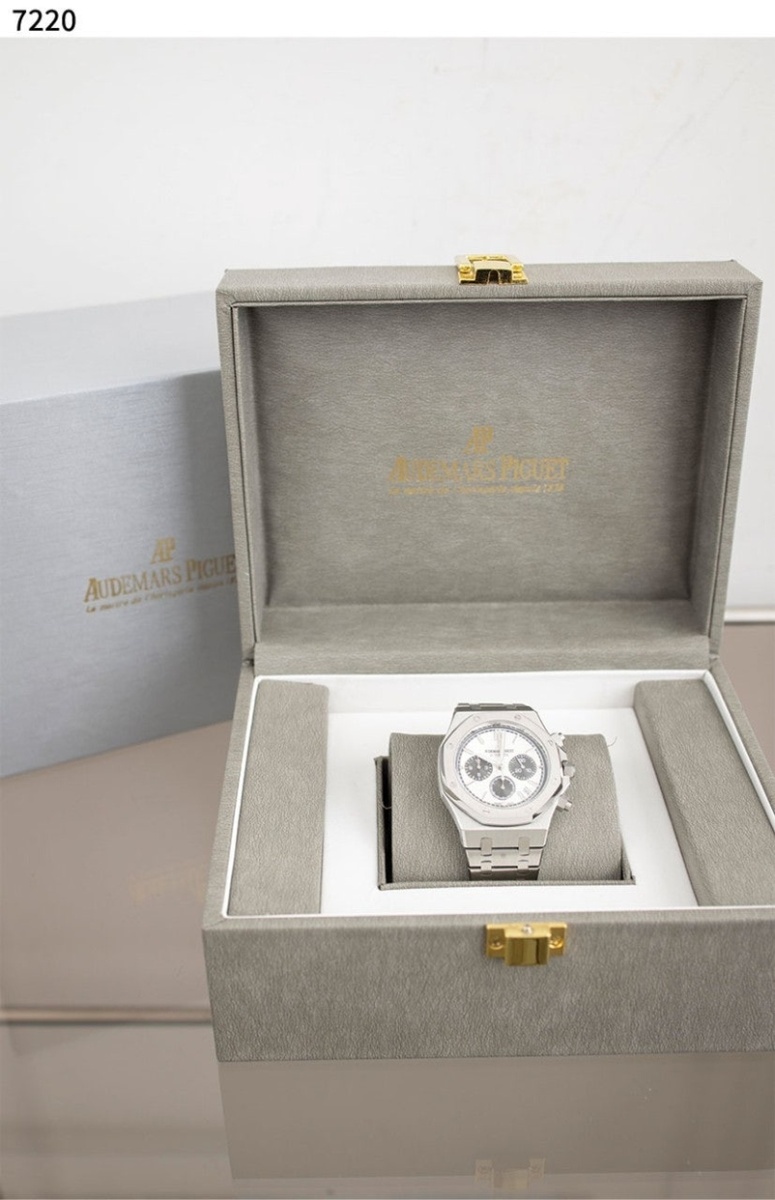 오데마피게 로얄오크 크로노그래프 - 3 Color