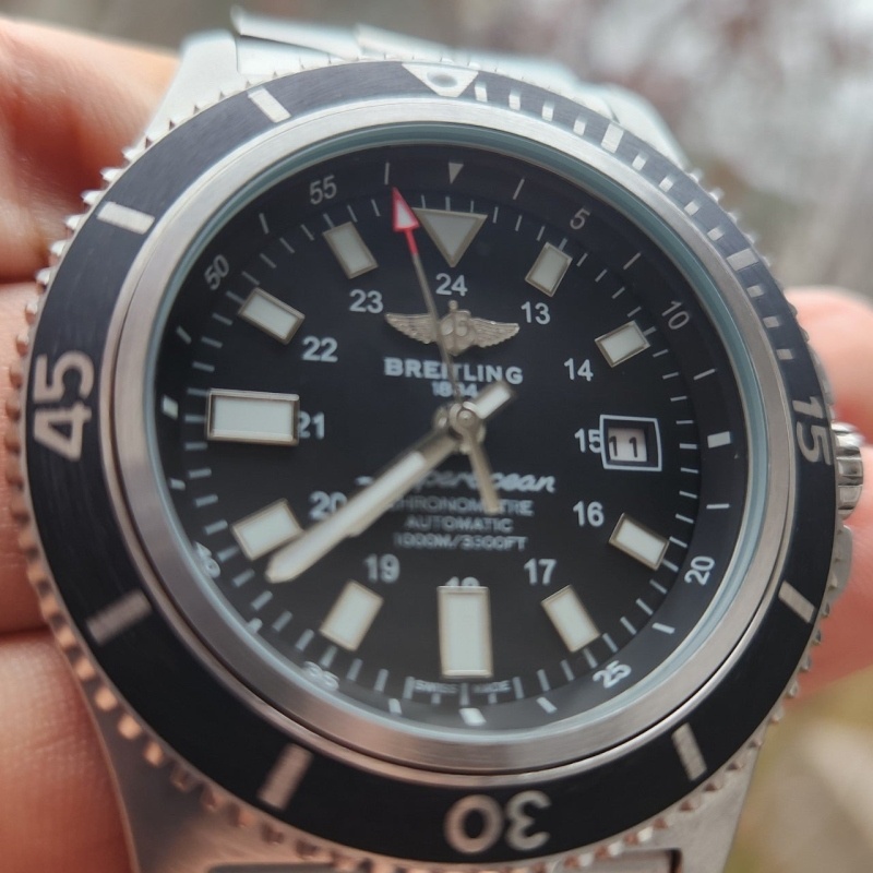 브라이틀링 슈퍼오션 블랙