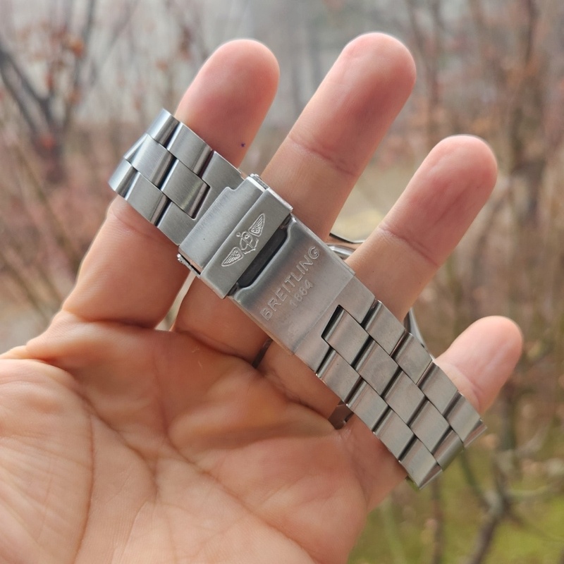 브라이틀링 슈퍼오션 블랙