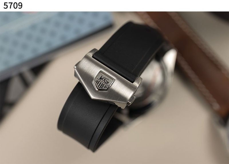 태그호이어 까레라 칼리버16 화이트 실버