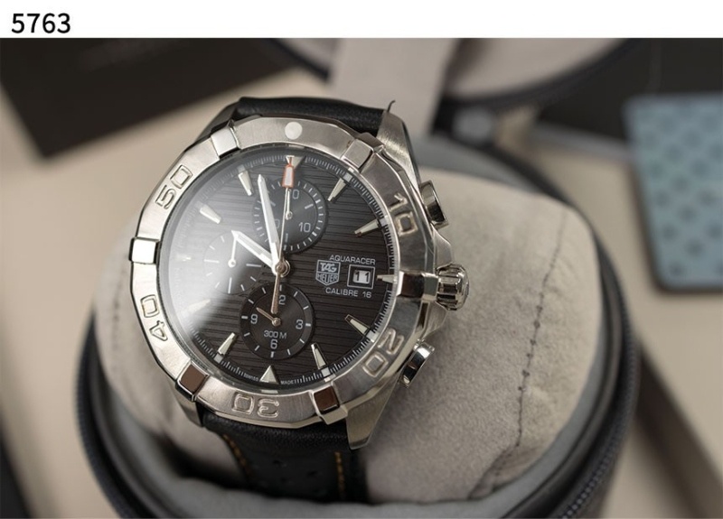 태그호이어 아쿠아레이서 오토매틱 크로노그래프