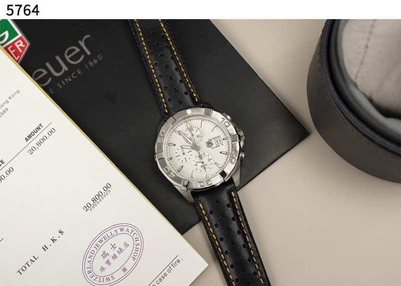 태그호이어 수입고급 아쿠아 레이서 300M 칼리버 16 오토매틱 크로노그래프