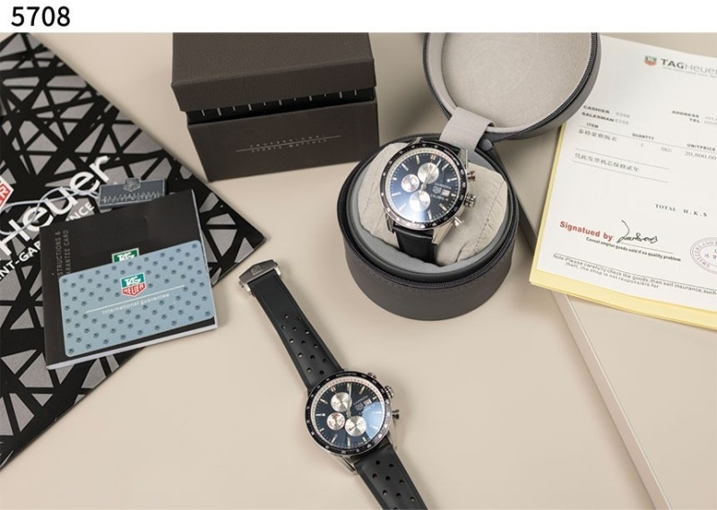 태그 호이어 까레라 칼리버16 크로노그래프 블랙