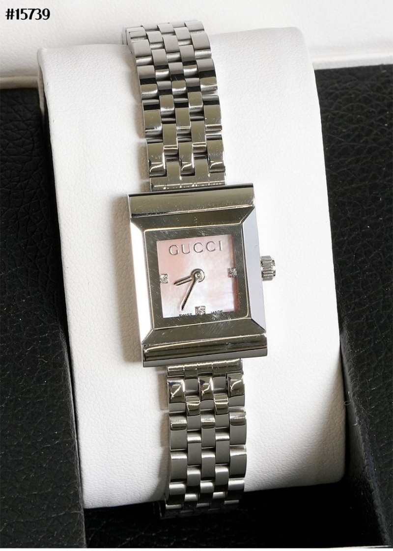 구찌 G-프레임 시계