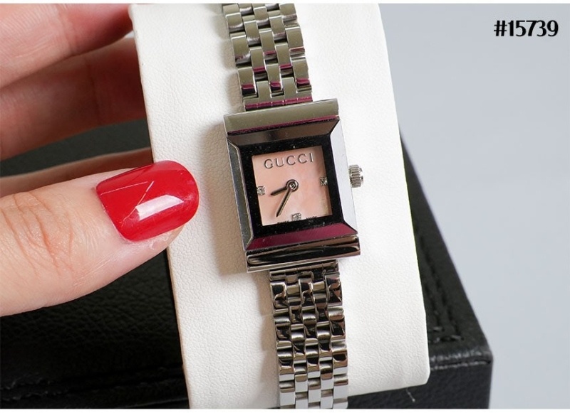 구찌 G-프레임 시계