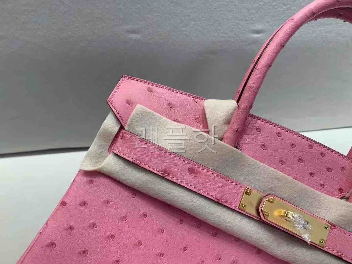 Hermès Birkin 30 Ostrich Rose Bubblegum x Gold Hardware
