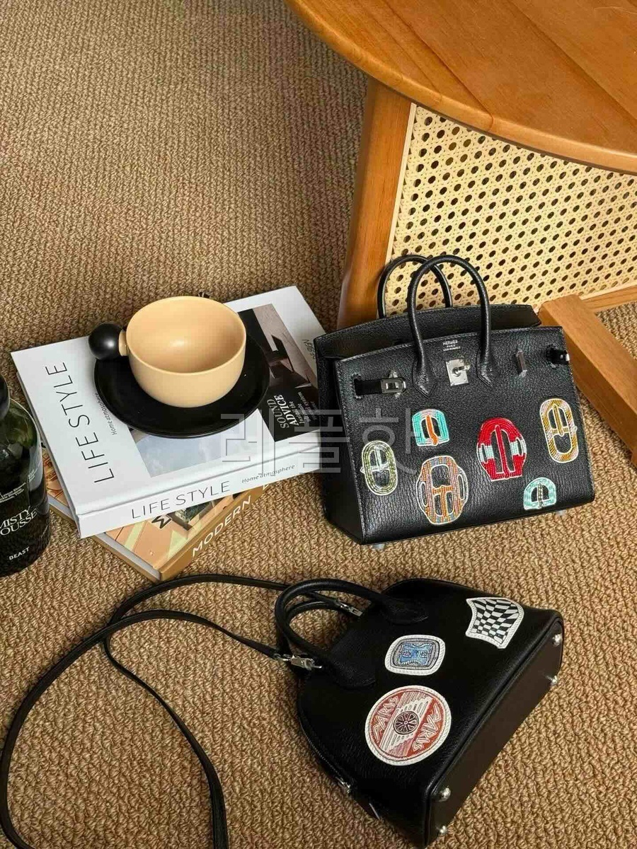 HERMÈS Limited Edition Birkin 20 Sellier Bouclerie Moderne Casaque Noir (89) Chevre x Palladium hardware