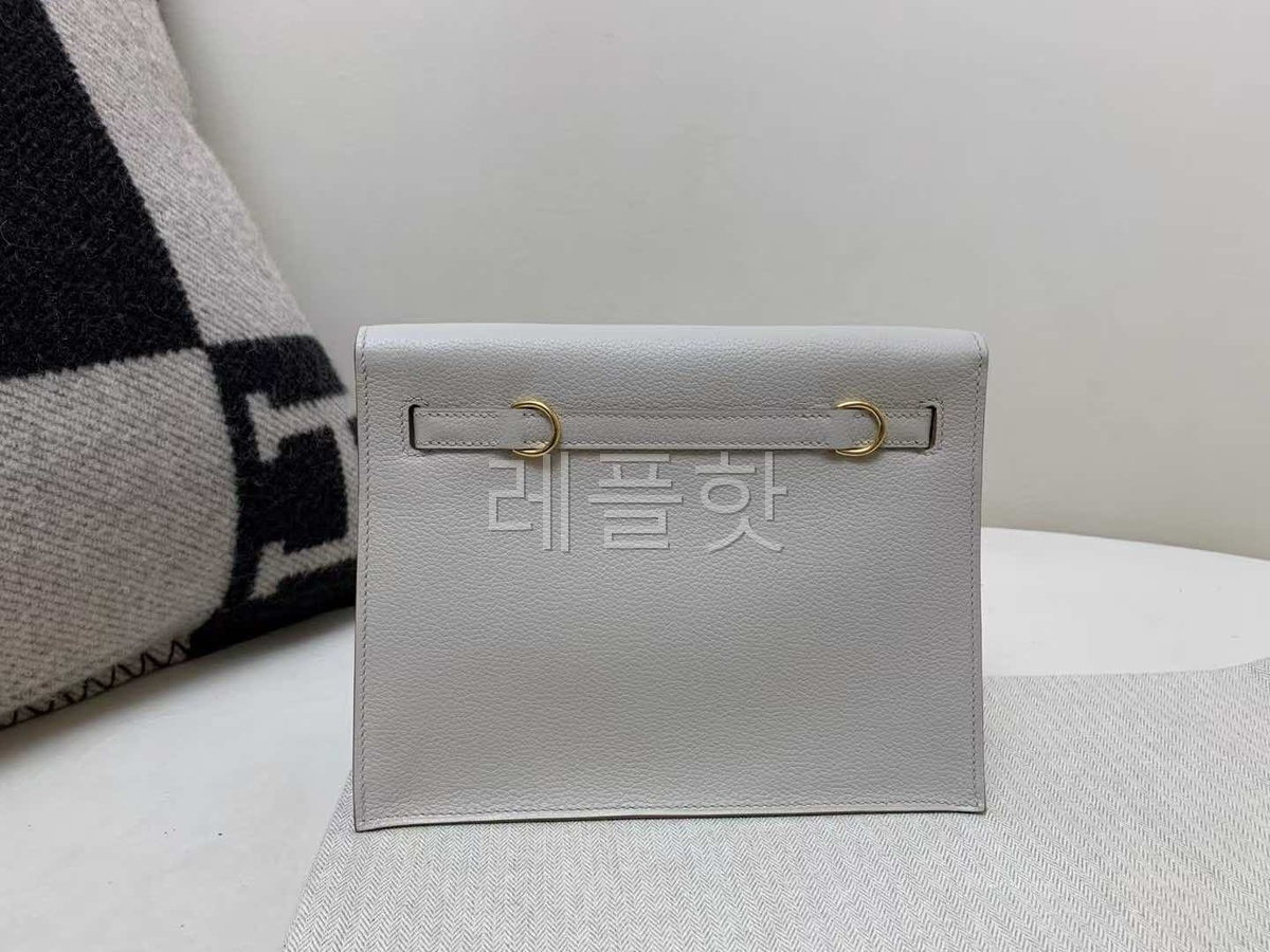 Hermès Kelly Danse Evercolor Gris Perle x Gold Hardware