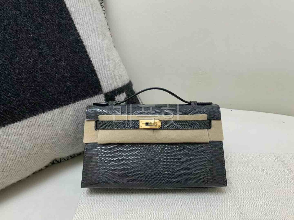Hermès Pochette Lizard Graphite Grey x Gold Hardware