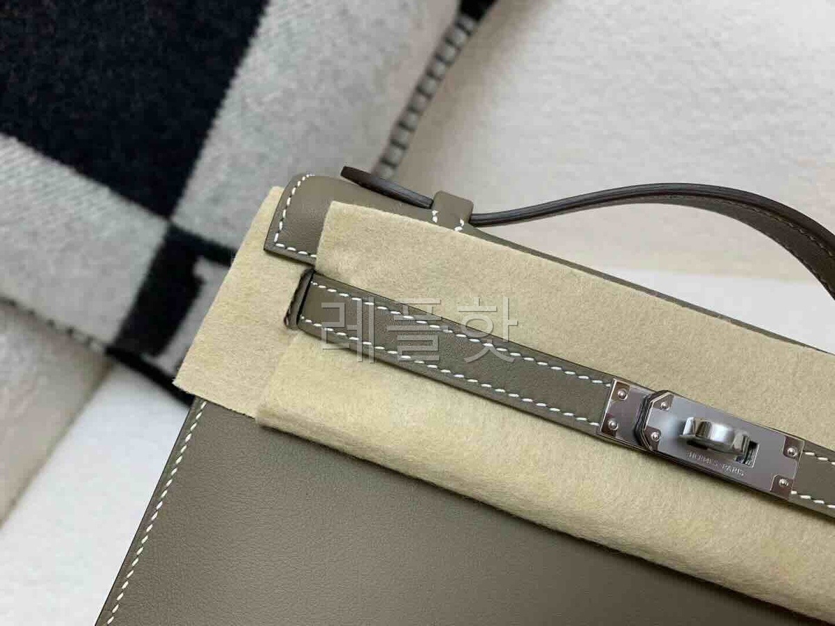 Hermès Pochette Swift Etoupe x Palladium Hardware