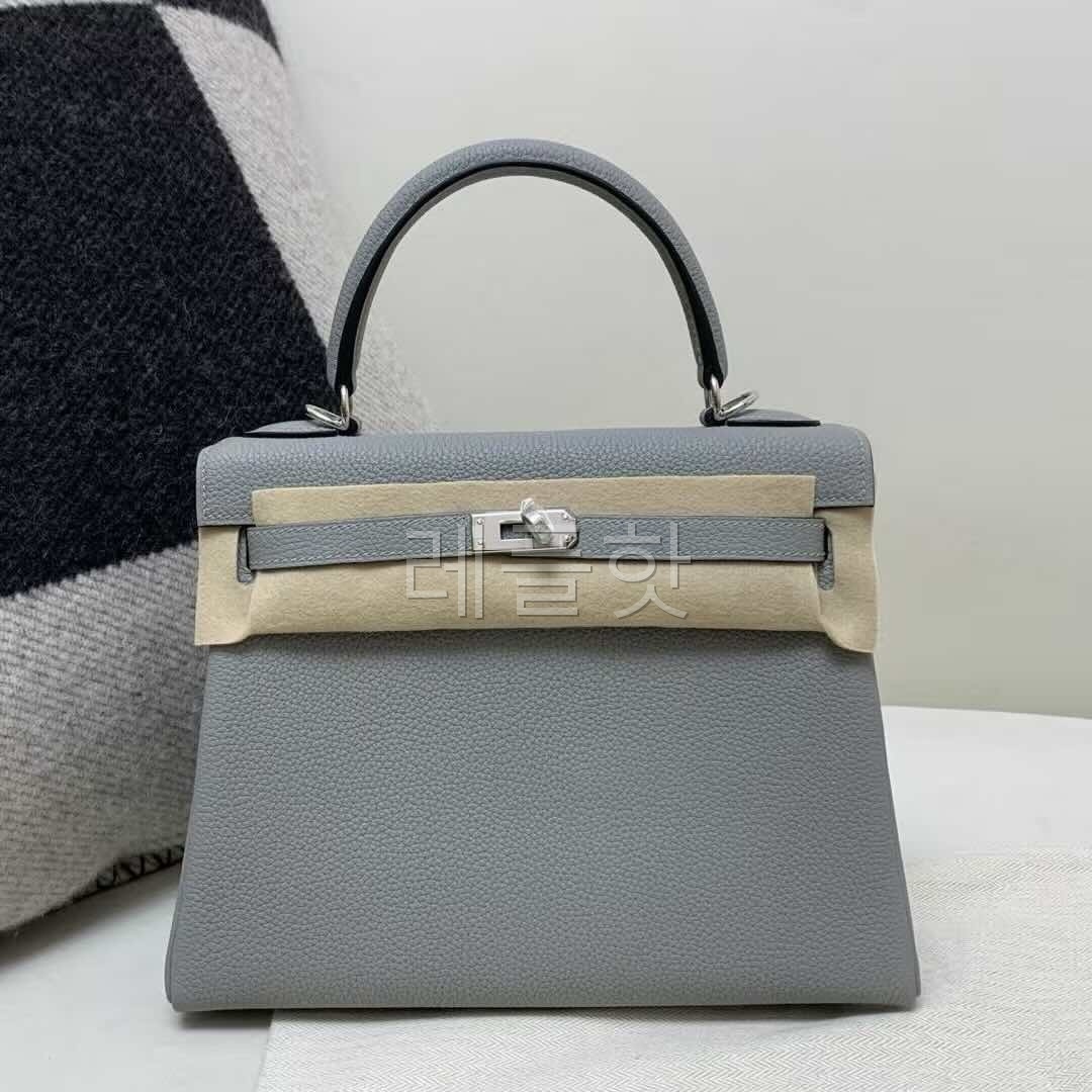 Hermès Kelly 25 Togo Gris Mouette x Palladium Hardware